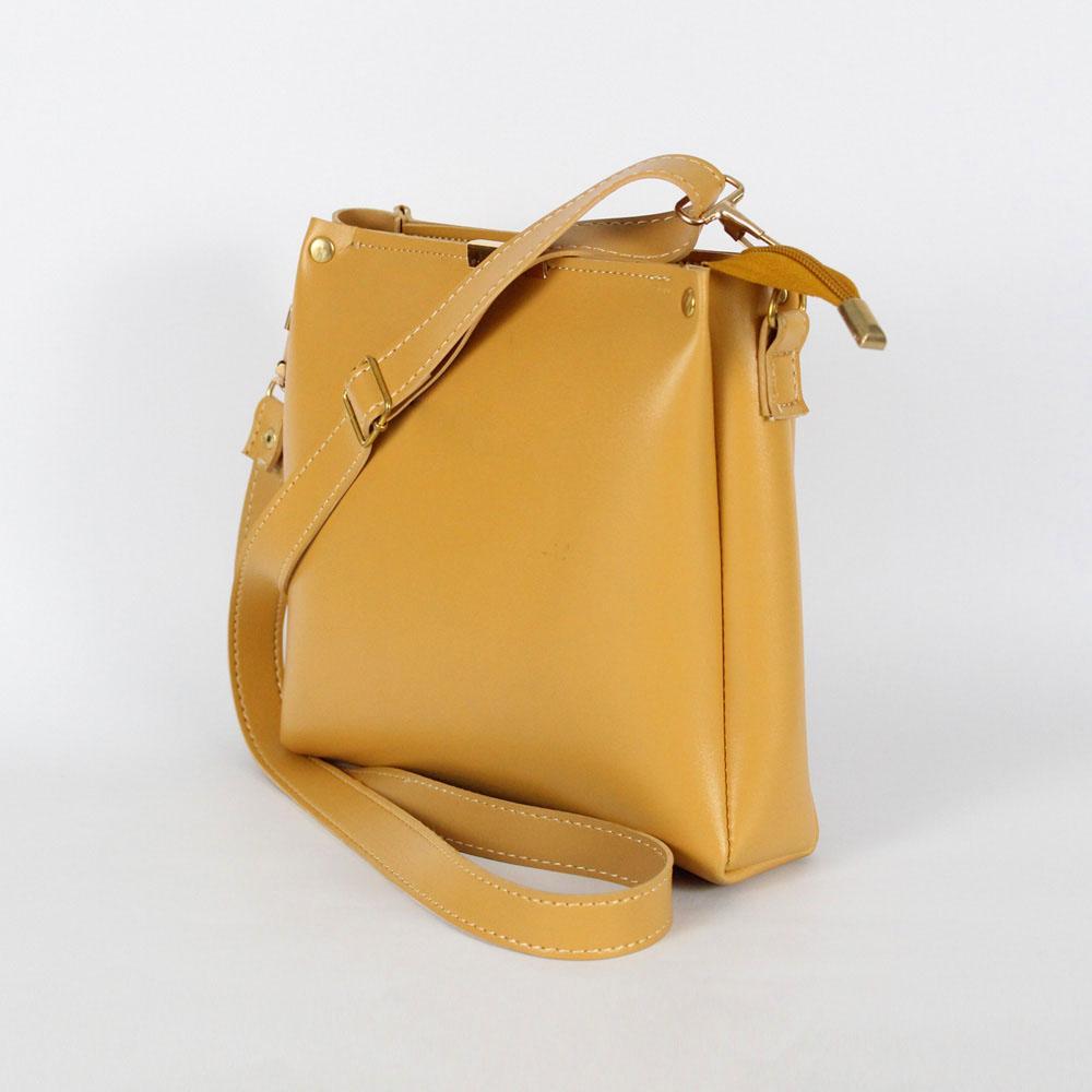 Girl's Rexine Plain Handbag