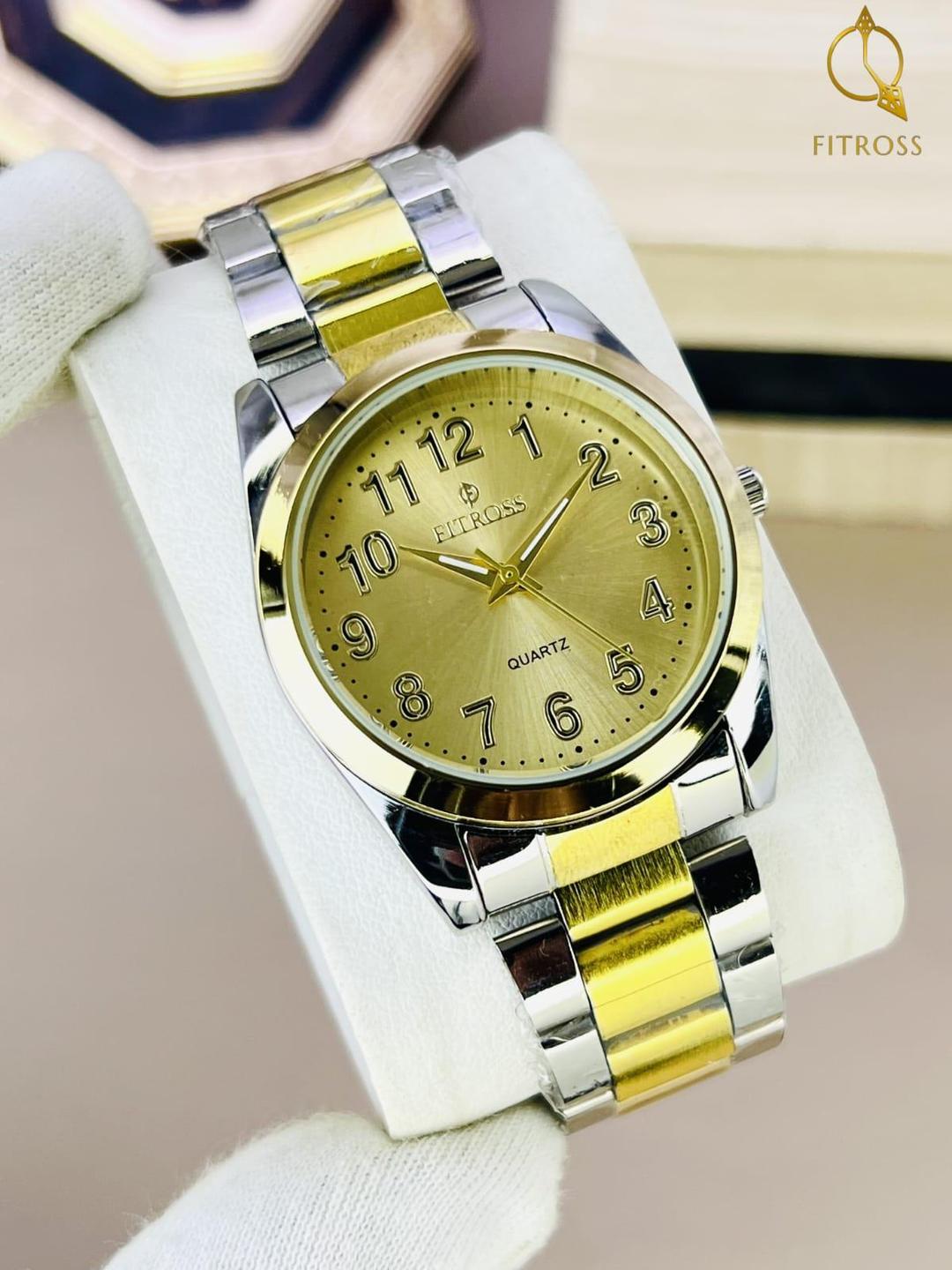 Men's Water-Resistant Golden Chain Strap Quartz Watch