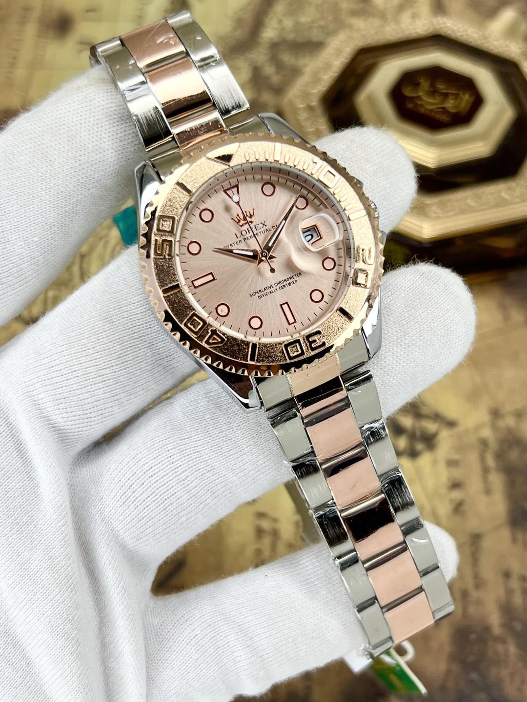 Women's Golden Stainless Steel Quartz Watch - Chain Strap