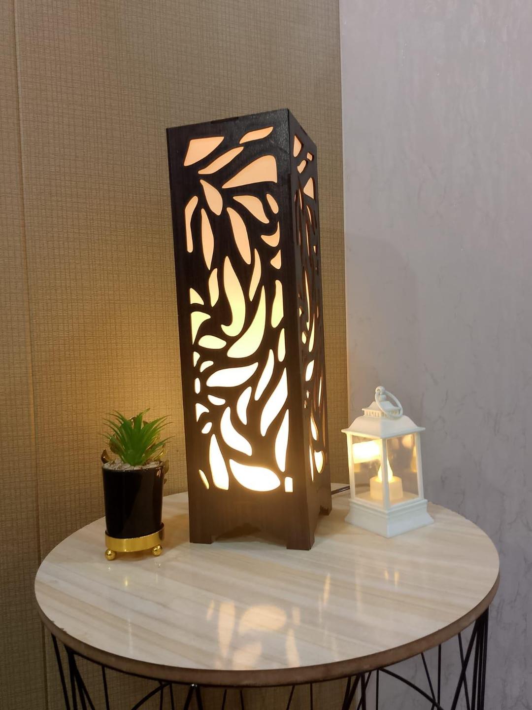 Wooden Leaf Design LED Table Lamp