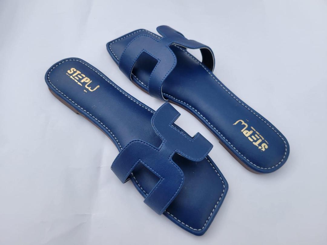 Women's H Flats