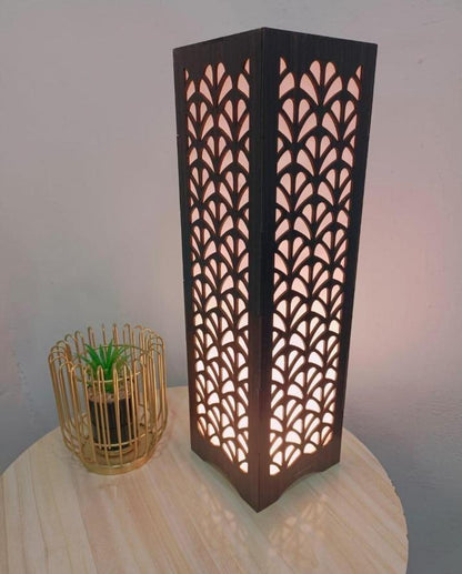Wooden Floor Lamp with Elegant Cutout Design
