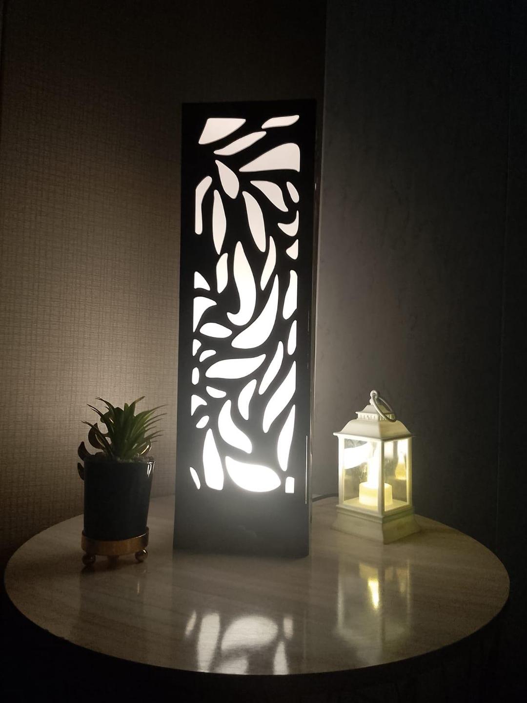 Wooden Leaf Design LED Table Lamp