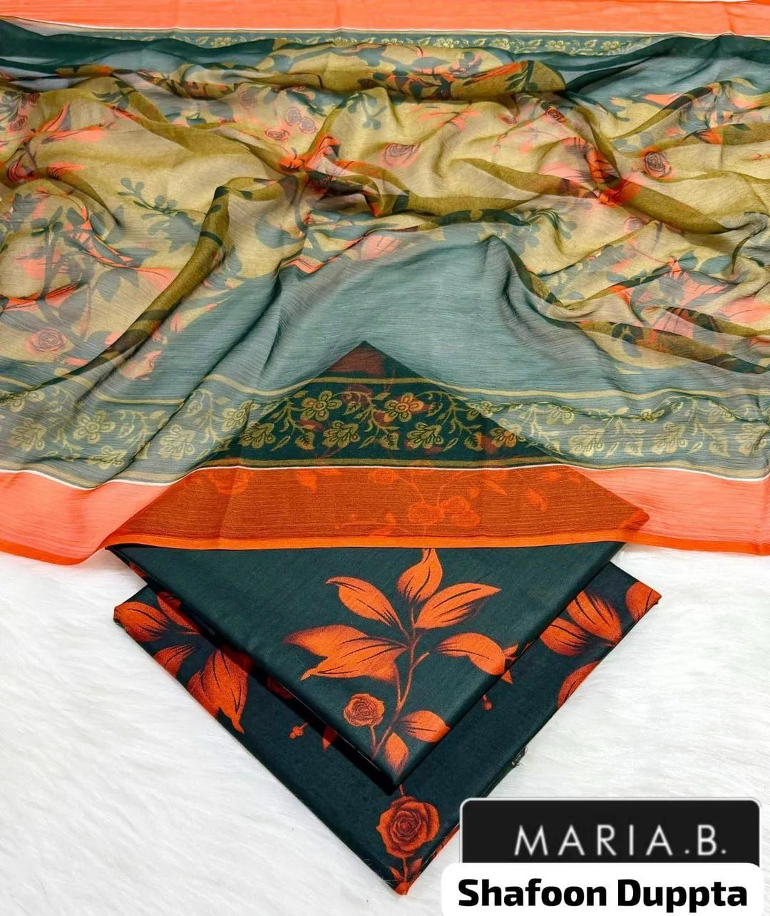 Maria B Printed Lawn 3Pcs Set Black