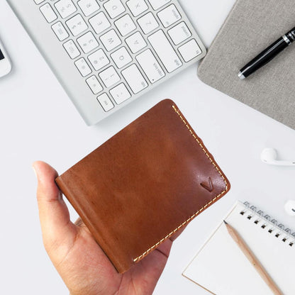 Men's Brown Leather Bi-Fold Wallet with RFID Protection